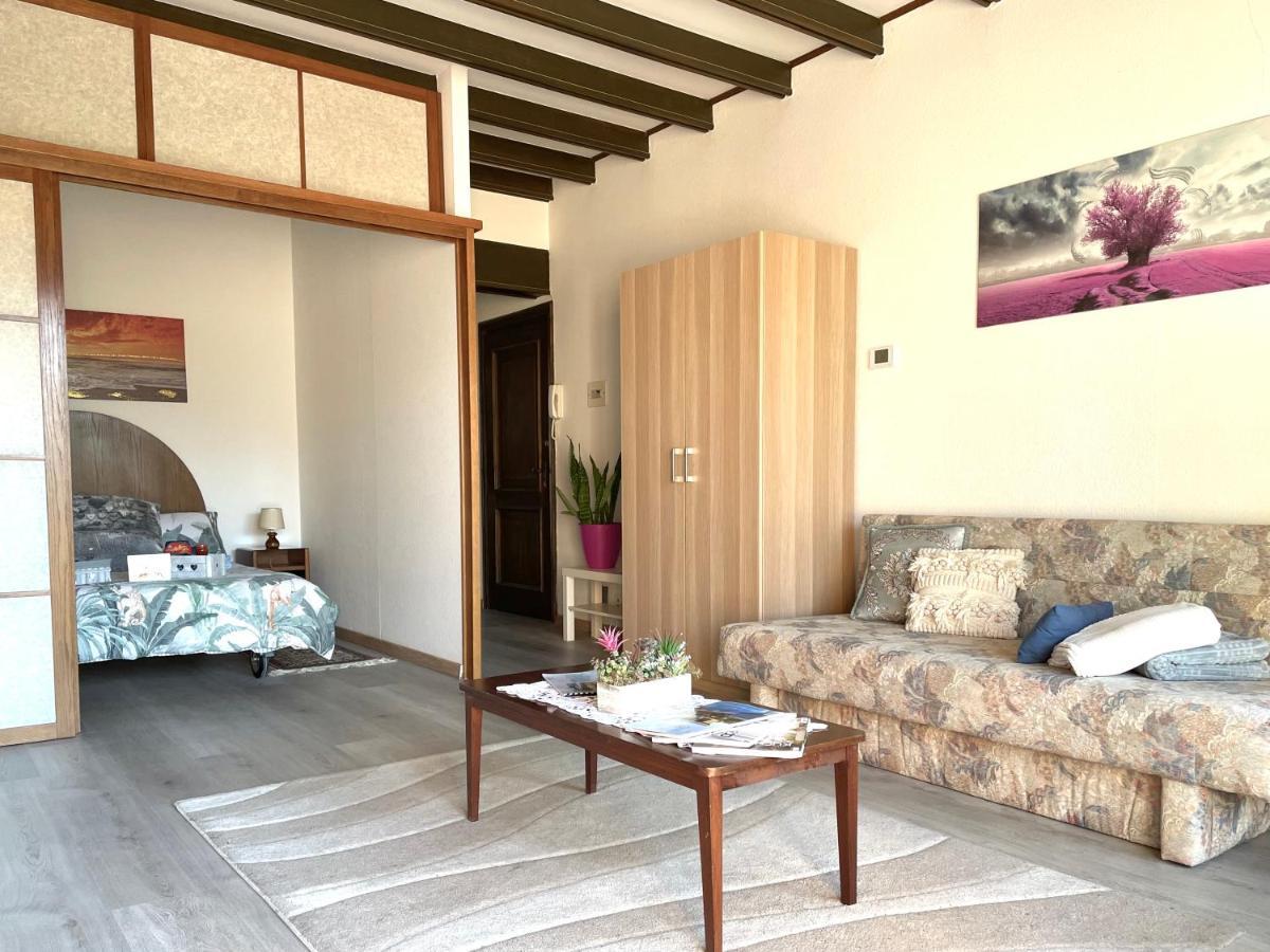 Casa Anna - Parco Hermitage Porto Valtravaglia Dış mekan fotoğraf